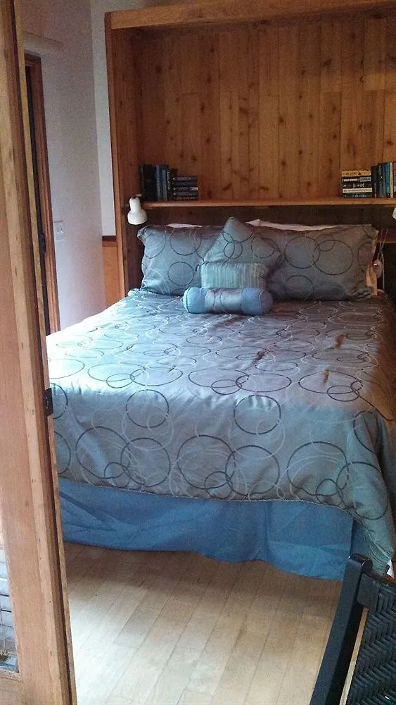 מלון The Guest Cottages @ Volcano Acres Tree House